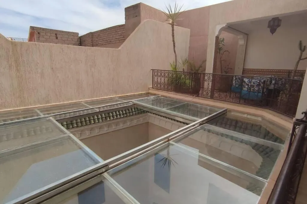 Riad Dar Naai Privatif 3 Chambres 6 Personnes Place Jemma El Fna Marrakesh 0*,